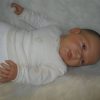 AD5d Levensechte babypop softbody pop met 2 delige velours kleding 53 cm - Afbeelding 7