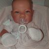 Antonio Juan levensechte babypop fullbody meisje met kleding deken en speen 43 cm - Afbeelding 14