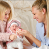 Llorens levensechte babypop soft body baby pop vrolijk met geluid kleding en speen 42 cm - Afbeelding 6