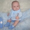 Berbesa full body babypop jongetje blank met kleding en kussen 42 cm - Afbeelding 19