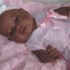 Berbesa full body babypop meisje donker met kleding en kussen 42 cm - Afbeelding 5
