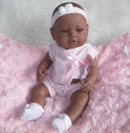 Berbesa full body babypop meisje donker met kleding en kussen 42 cm