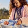 Llorens levensechte babypop soft body baby pop met geluid reiswieg en speen 42 cm - Afbeelding 2