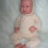 Poppenkleding By Astrup perzik gebreid voor pop 42 t/m 46 cm - Afbeelding 4