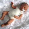 AD7 Levensechte Babypop Lisa soft body met slaapogen en speen 52 cm