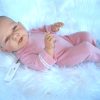 ADK1b Levensechte Babypop new born meisje in gebreid pakje 52 cm - Afbeelding 3