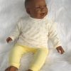 AD3c Levensechte Babypop soft body pop donker met kleding 53 cm - Afbeelding 7