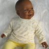 AD3c Levensechte Babypop soft body pop donker met kleding 53 cm - Afbeelding 8