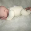 ADH1 Demonstratiepop babypop voor new born babyfotografie – therapie – babymassage 52 cm gewicht 3300 gram - Afbeelding 10