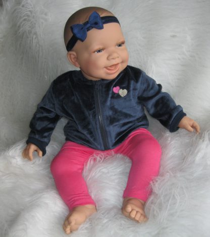 AD3d Levensechte Babypop soft body lachend met kleding 53 cm - Afbeelding 7