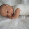 AD6 Levensechte Babypop Lara zonder kleding met speen 52 cm - Afbeelding 3