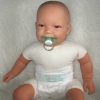 AD3e Levensechte Babypop soft body lachend bruine ogen speen 53 cm - Limited Edition