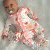 AD3i2 Levensechte Babypop soft body bruine ogen kleding speen 53 cm - Limited Edition - Afbeelding 25