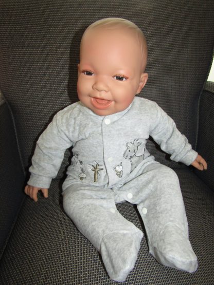 AD3b Levensechte Babypop soft body bruine ogen grijze kleding 53 cm - Limited Edition - Afbeelding 22