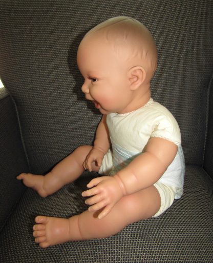 AD3b Levensechte Babypop soft body bruine ogen grijze kleding 53 cm - Limited Edition - Afbeelding 17