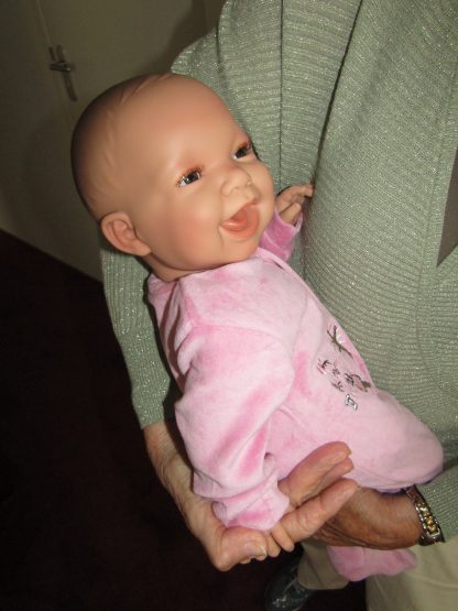 AD3b Levensechte Babypop soft body bruine ogen roze kleding 53 cm - Limited Edition - Afbeelding 19