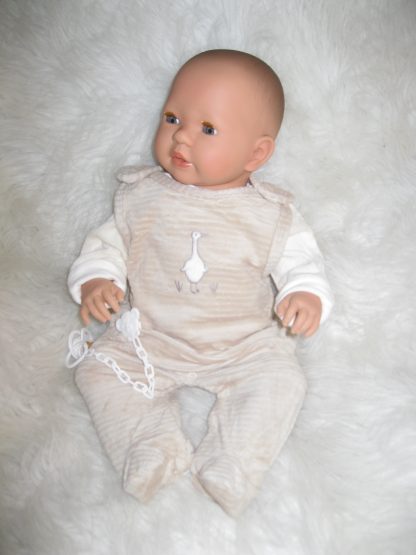 AD7a Levensechte Babypop softbody slaapogen kleding speen 52 cm - Afbeelding 2